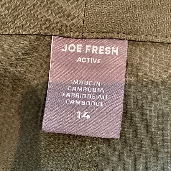 Olive Green activewear shorts. - Picture 7 of 7